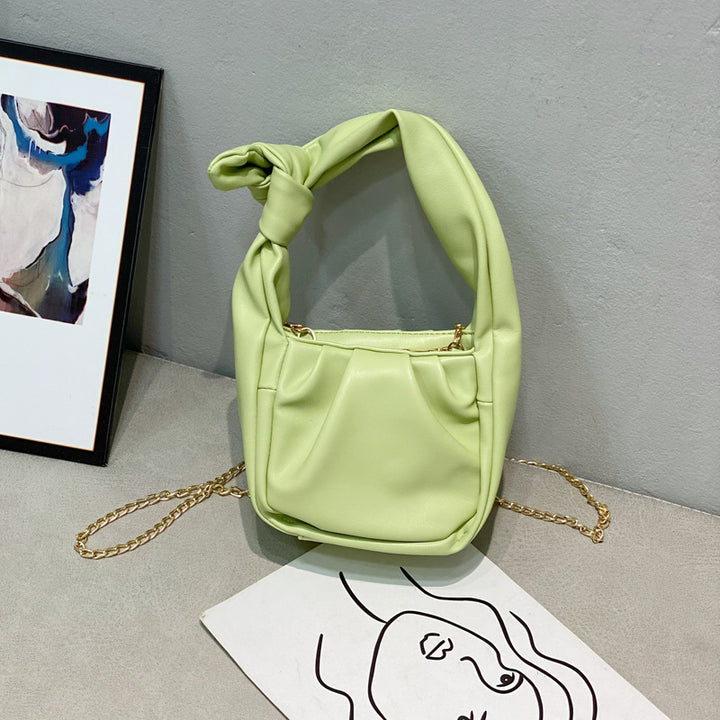 Damen Hobo-Tasche mit knotenförmigem Griff und eleganter Kettenverzierung Nord Taschen
