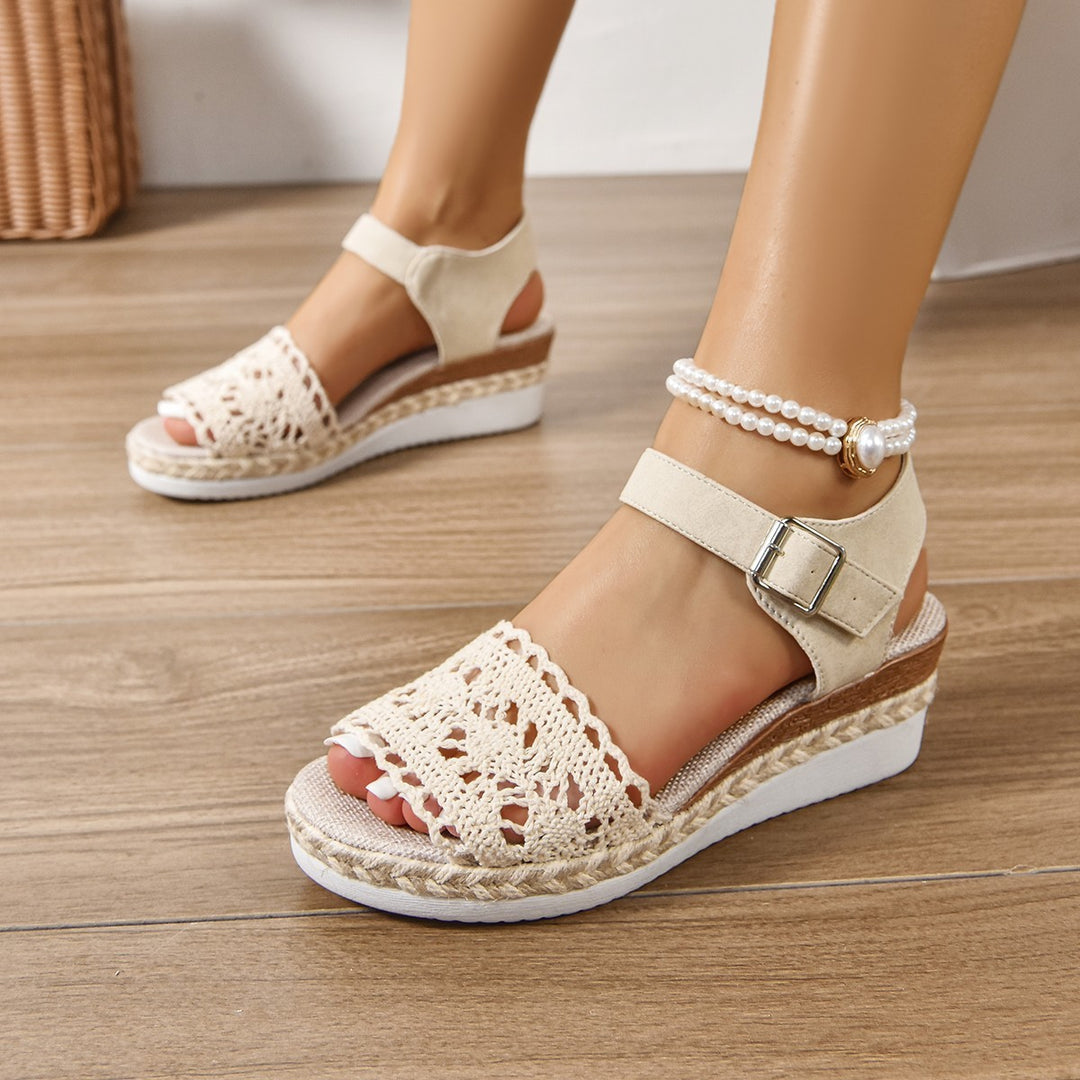 Damen  bestickte Espadrille-Pantoletten mit verstellbarem Knöchelriemen, floraler Häkel-Optik und geflochtenem Jute-Plateau Nord Taschen