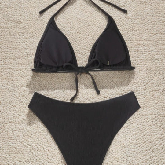 Damen Triangel-Bikini mit eleganter Schnittführung und verstellbaren Trägern