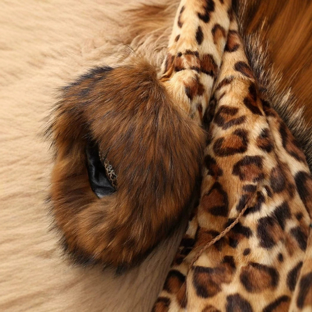 Damen Midilanger Kunstpelz‑Mantel mit voluminösem Schalkragen und Statement‑Manschetten Nord Taschen