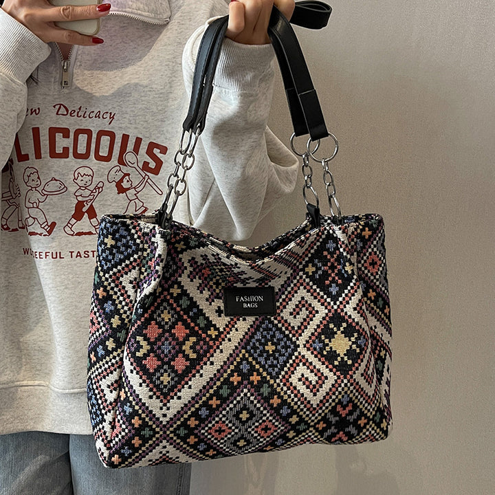 Damen Handtasche mit buntem Ethnomuster und robusten Tragegriffen Nord Taschen