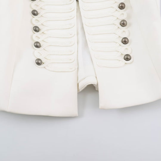 Damen Kurzschnitt Militärblazer mit Stehkragen, Zierkordeln und strukturierter Silhouette Nord Taschen
