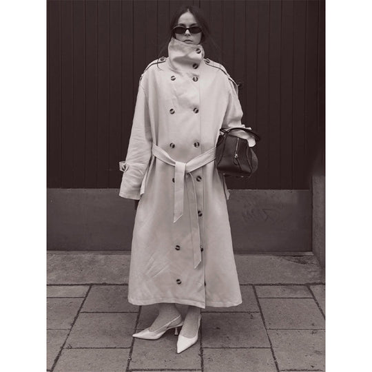 Damen Langer Oversized Trenchcoat mit hohem Stehkragen, Glockenärmeln und Bindegürtel Nord Taschen