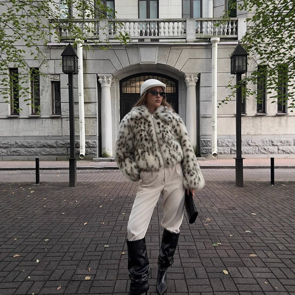 Damen Kurzjacke Bomber aus Kunstfell mit Dalmatiner‑Muster und Stehkragen Nord Taschen