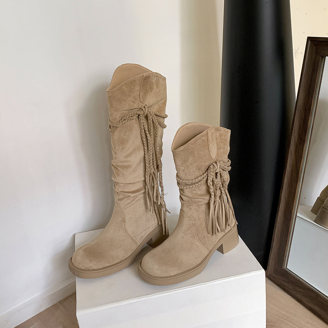 Damen Wadenhohe Veloursleder-Stiefel mit geflochtenem Quastenriemen Nord Taschen