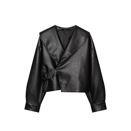 Damen Cropped Lederoptik-Jacke mit übergroßem Schalkragen und taillierendem Schnallenriemen Nord Taschen
