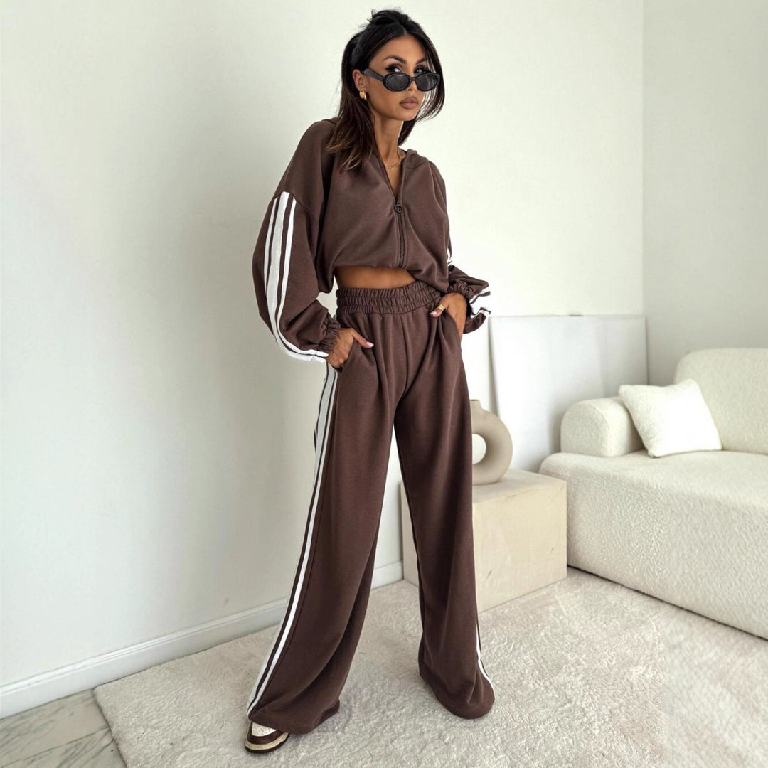 Damen cropped Zip-Hoodie mit voluminösen Ballonärmeln und High-Waist Relaxhose im sportlichen Seitenstreifen-Design Nord Taschen