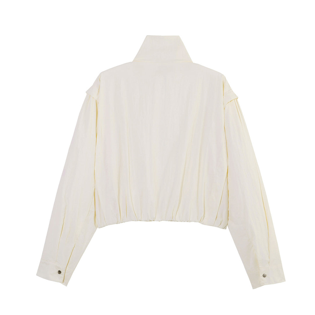 Damen Kurze Cropped-Übergangsjacke mit Stehkragen, geraffter Schulterpasse und Ballonärmeln Nord Taschen