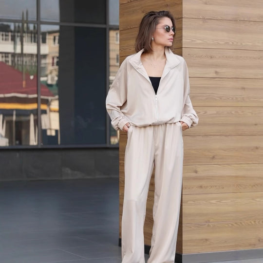 Damen lässiges Zweiteiler Set aus fließender Satinoptik mit weitem Bund und Crop-Top Nord Taschen