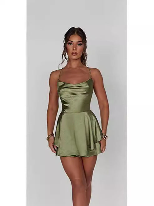 Damen Satin Minikleid mit schwingendem Rock und feinen Spaghettiträgern