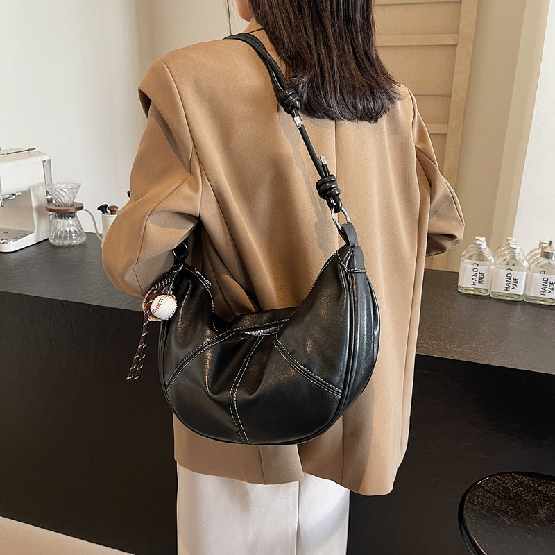 Damen elegante Hobo-Tasche mit einzigartigen Details Nord Taschen