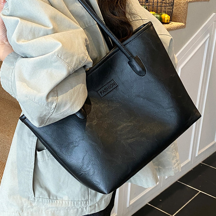 Damen elegante Henkeltasche mit strukturiertem Design Nord Taschen