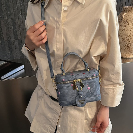 Damen Mini-Rucksack-Handtasche im fröhlichen Kirschdesign mit verstellbarem Schulterriemen Nord Taschen