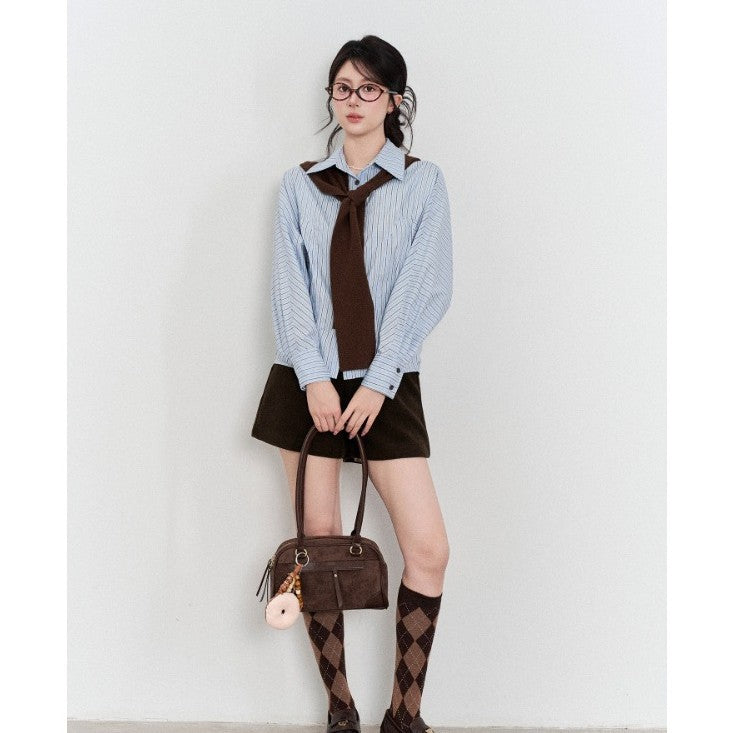 Damen Oversize-Hemdbluse mit feinen Nadelstreifen, weiten Ärmeln und lässigem Saum Nord Taschen
