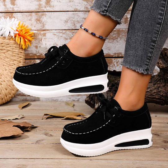 Damen Velours‑Mokassin‑Plateau‑Sneaker mit verstecktem Keil und gepolstertem Komfortfußbett Nord Taschen