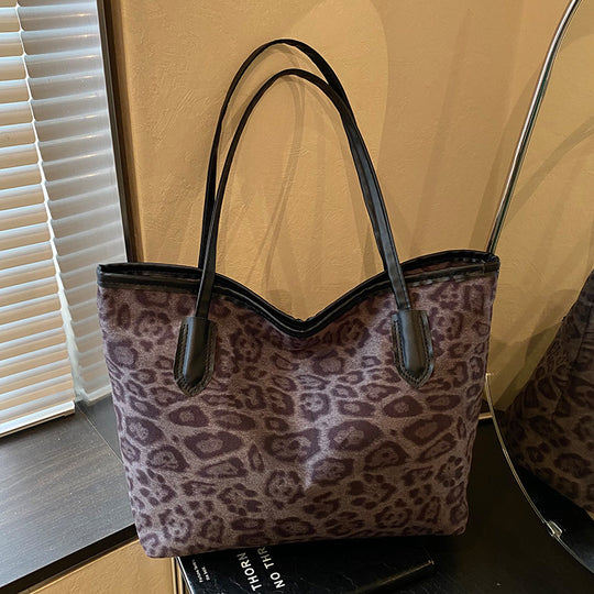 Damen Tote-Tasche mit modernem Leo-Muster und robusten Tragegriffen Nord Taschen