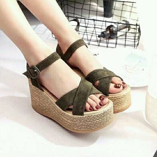 Damen Plateau-Sandalen mit modischen Kreuzriemen und stabilem Korkabsatz