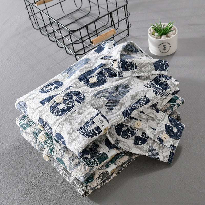 Herren Lockeres Hemdjacken-Overshirt mit Allover-Letterprint und Vintage‑Schlangenstruktur Nord Taschen