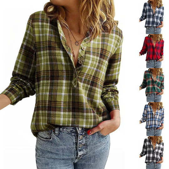 Damen Karo-Bluse im Oversize-Look mit V-Ausschnitt Knopfleiste und gerundetem Saum Nord Taschen