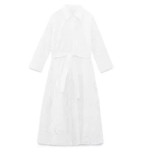 Damen 10+ besticktes Hemdblusenkleid mit Lochstickerei, Taillengürtel und seitlichem Beinschlitz Nord Taschen