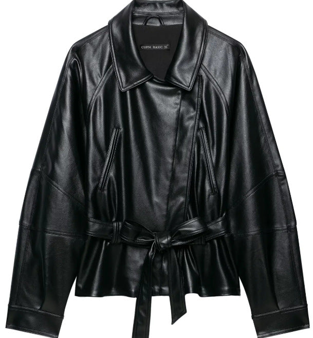 Damen Kurzjacke aus veganem Leder mit Taillengürtel und überschnittenen Schultern Nord Taschen