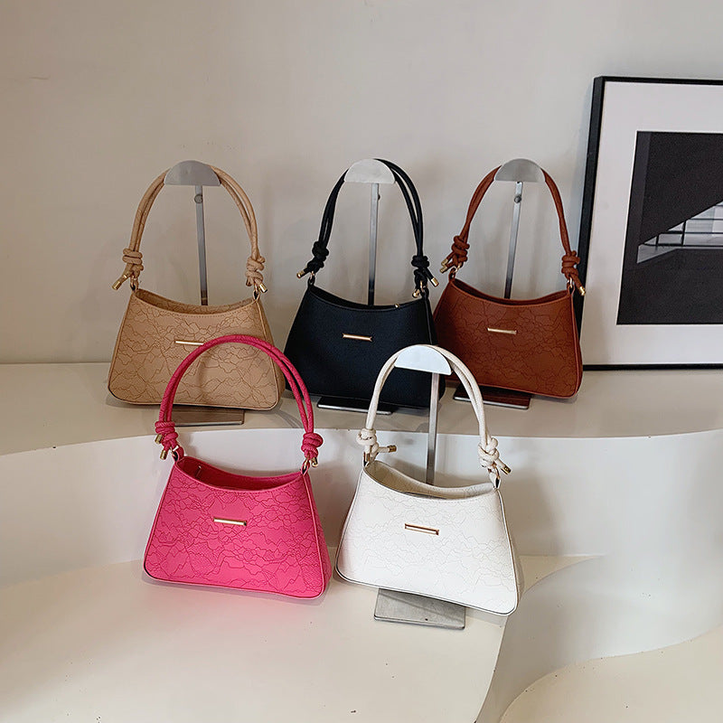 Damen Designer Handtasche mit floralem Relief Nord Taschen