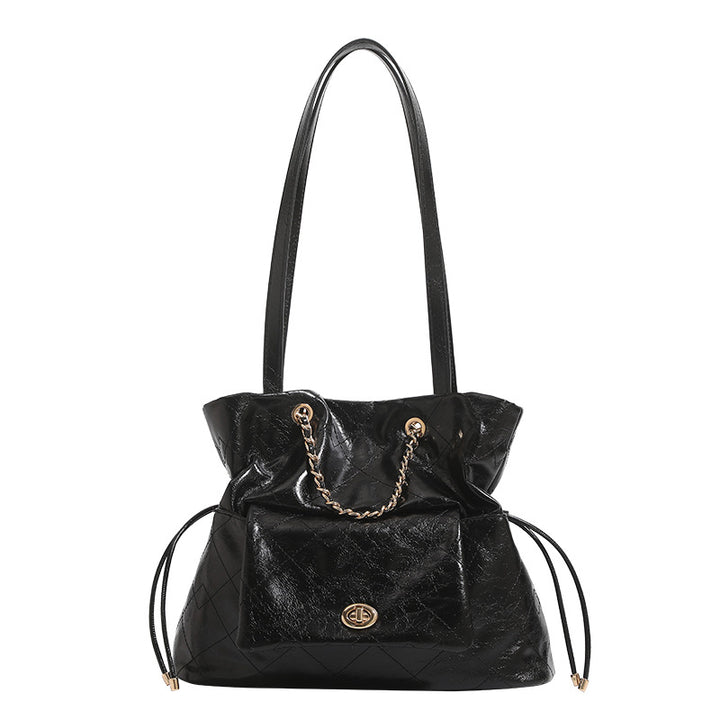 Damen Beuteltasche mit edel glänzender Oberfläche Nord Taschen