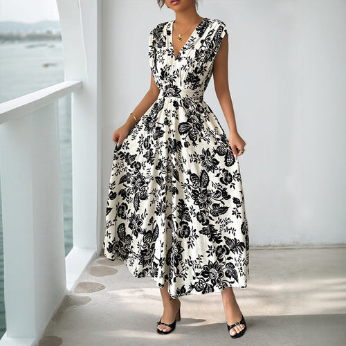 Damen Fließendes Midikleid mit V-Ausschnitt, geraffter Taille und Jacquard‑Struktur Nord Taschen