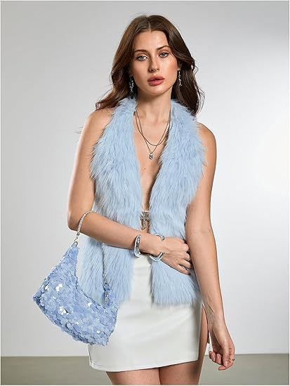 Damen Ärmelloses Cropped-Kunstpelz-Set mit Minirock und flauschigen Stulpen Nord Taschen