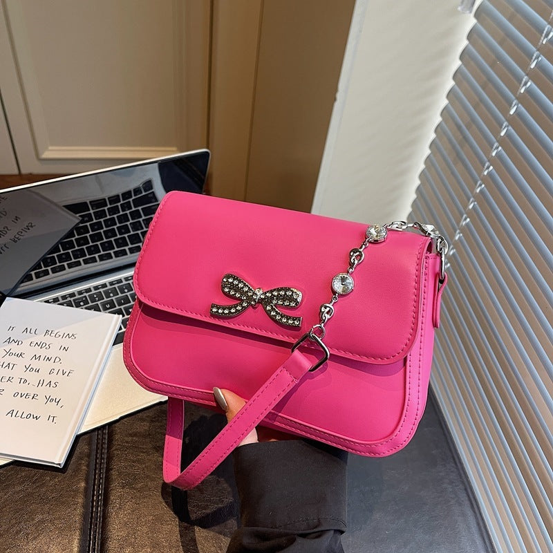 Damen stilvolle Clutch mit Strassdetail Nord Taschen