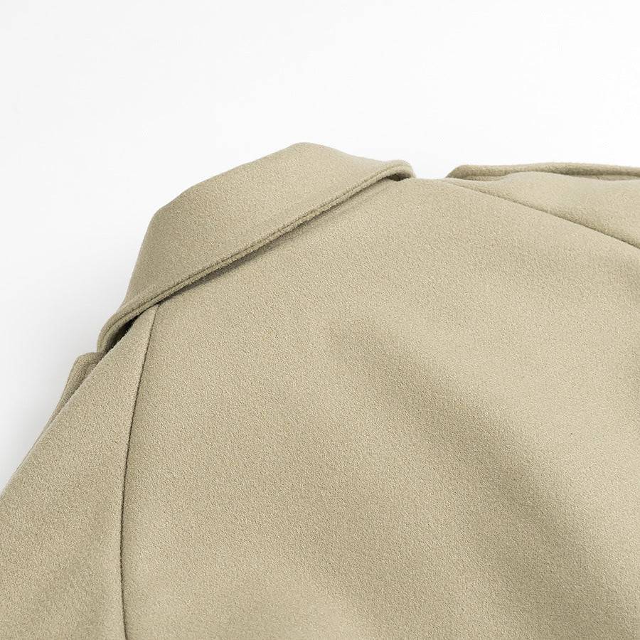Damen Langer Trenchcoat mit Bindegürtel, doppelreihiger Knopfleiste und Epauletten Nord Taschen