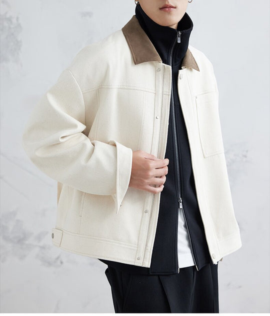 Herren Boxy-Zipjacke aus strukturiertem Baumwollmix mit Lederkragen und verdeckter Druckknopfblende Nord Taschen