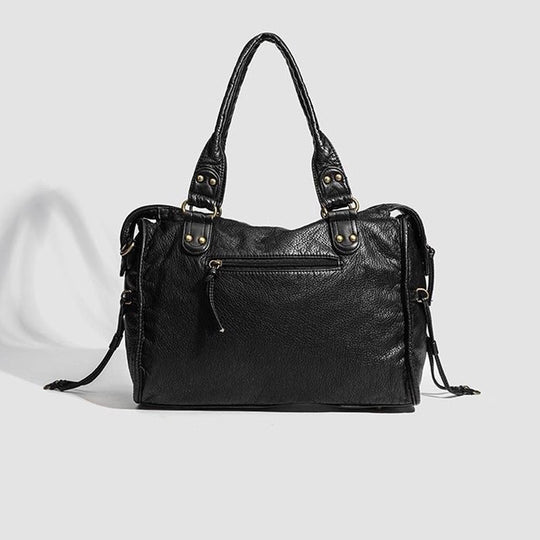 Damen Tragetasche mit eleganten Metallakzenten und praktischem Innenlayout Nord Taschen