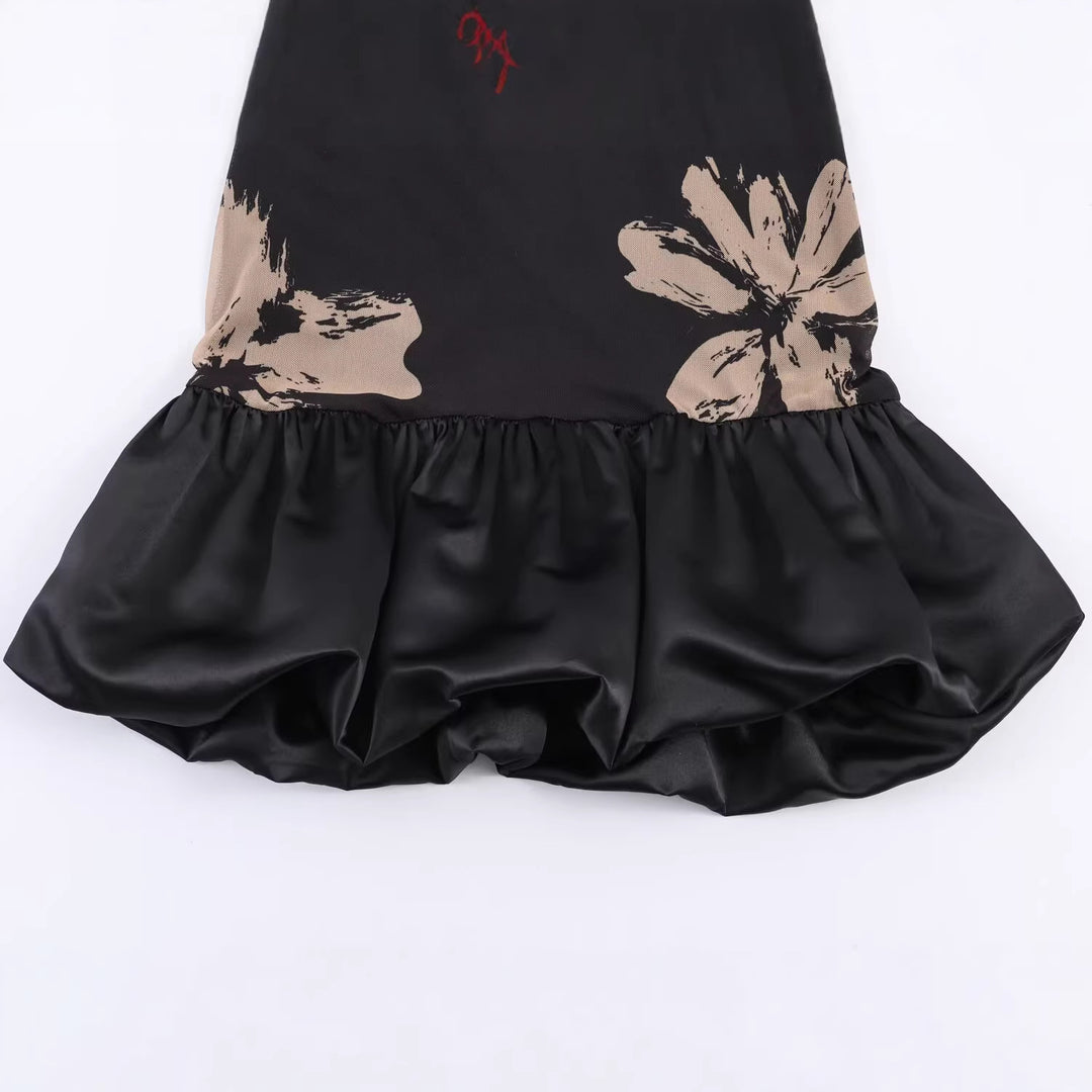 Damen Kurzes A-Linien-Kleid mit Blumenprint, transparenten Trompetenärmeln und Satinvolant Nord Taschen