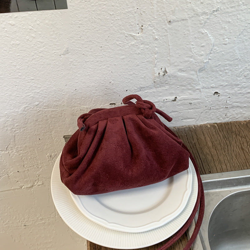 Damen Tasche mit geschmeidiger Veloursoberfläche und modischem Kordelzug Nord Taschen