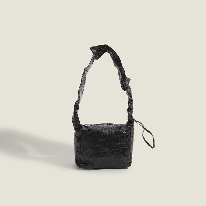 Damen Umhängetasche mit innovativem, metallischem Glanz und stylischem Kordelzug Nord Taschen
