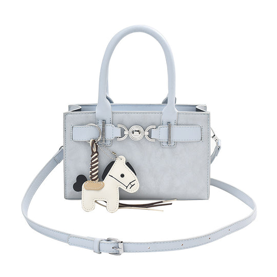 Damen Handtasche im modernen Minimalismus-Stil mit verspieltem Anhänger Nord Taschen