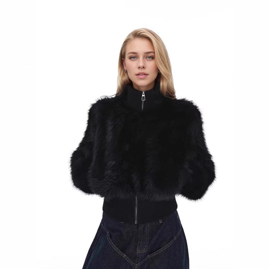 Damen Kurze Kunstpelz-Bomberjacke mit kastiger Silhouette und Zipper-Detail Nord Taschen