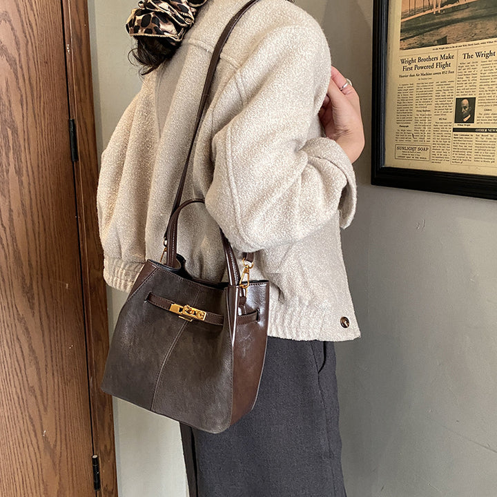 Damen stilvolle Handtasche mit luxuriösem Verschluss Nord Taschen