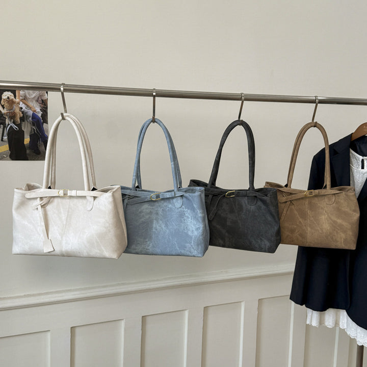 Damen elegante Henkeltasche mit strukturiertem Design und modernem Verschluss Nord Taschen