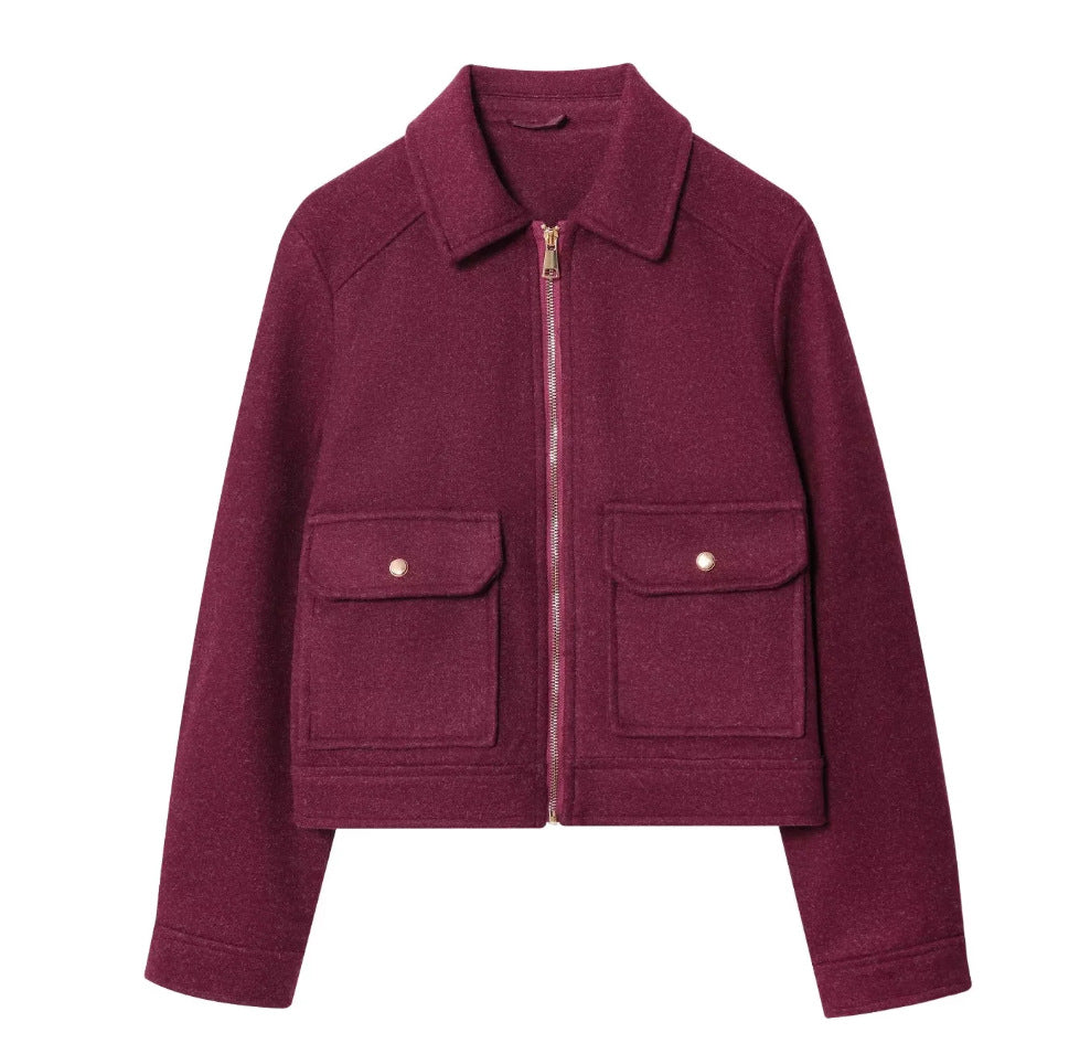 Damen 40+ kurze Woll‑Blousonjacke mit goldfarbenem Reißverschluss und aufgesetzten Pattentaschen Nord Taschen