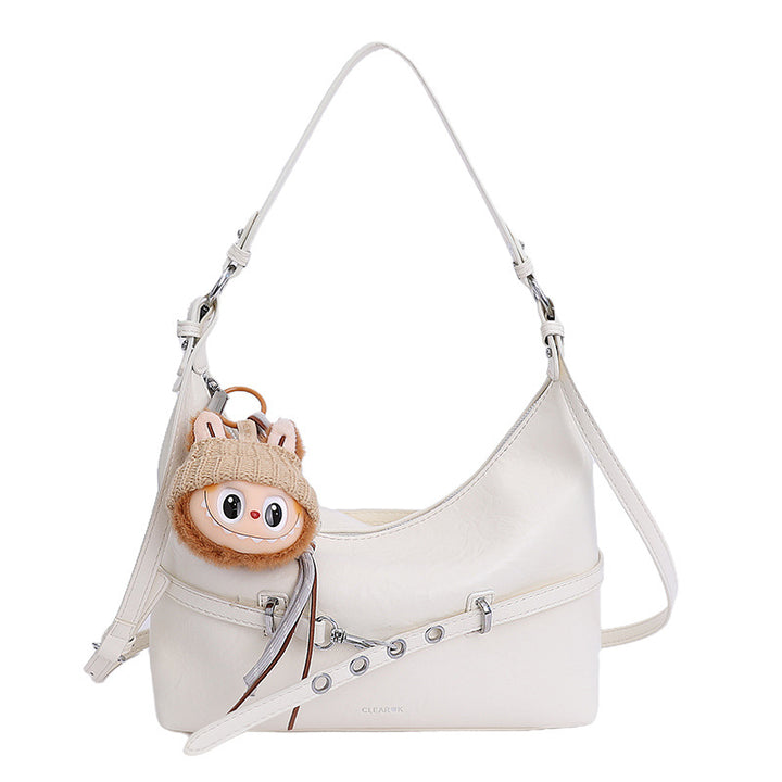 Damen modische Hobo-Tasche aus hochwertigem Kunstleder mit verspieltem Anhänger Nord Taschen