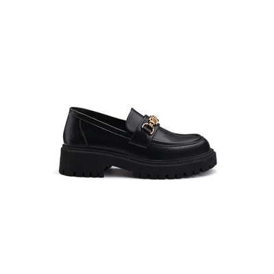 Damen Patentleder‑Plateau‑Loafer mit Goldkettchen und profilierter Lugsohle Nord Taschen