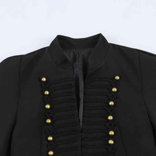 Damen militärinspirierte Cropped-Jacke mit Stehkragen und dekorativer Zierknopfpassé Nord Taschen