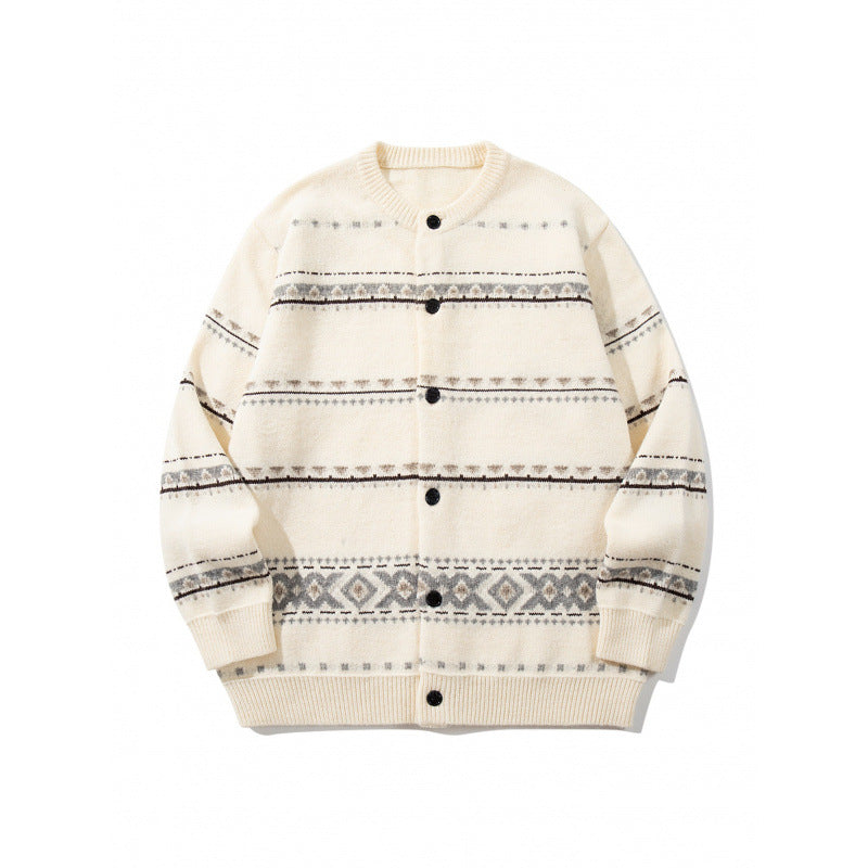 Unisex Jacquard‑Strickcardigan im Boxy‑Cut mit Rundhals und Knopfleiste Nord Taschen