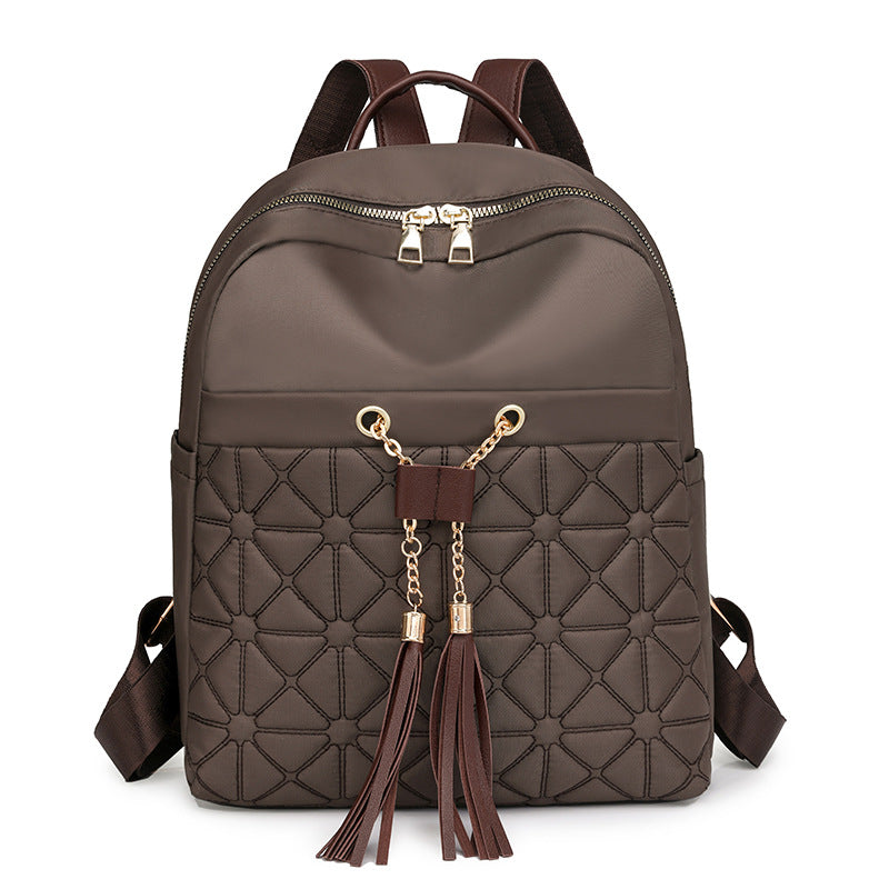Damen eleganter Rucksack mit stilvollem Steppmuster und praktischen Quasten Nord Taschen