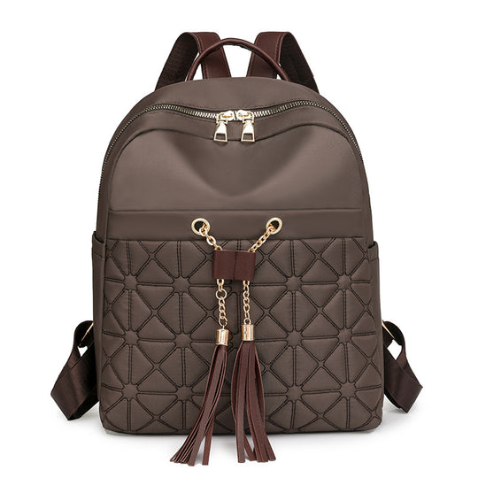 Damen eleganter Rucksack mit stilvollem Steppmuster und praktischen Quasten Nord Taschen