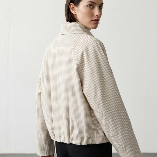 Damen Kurze Doppelreiher-Blousonjacke mit Wickelkragen und Raglanärmeln Nord Taschen