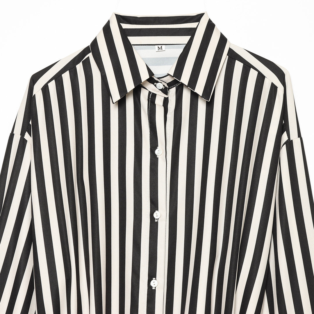 Damen Oversize-Hemdbluse mit vertikalen Streifen und kontrastierendem Taillenband Nord Taschen