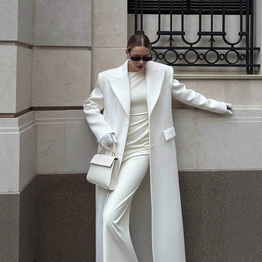 Damen Maxilanger Oversize-Wollmixmantel mit markanten Schulterpolstern und Reverskragen Nord Taschen